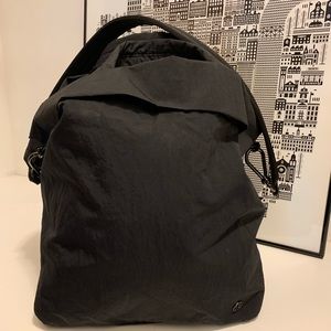 Lululemon bag